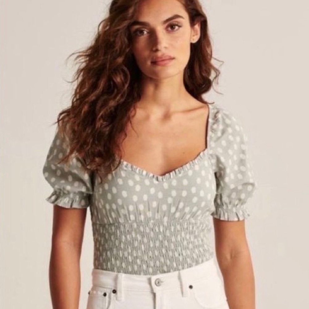 Abercrombie & Fitch Smocked Puff Sleeve Top